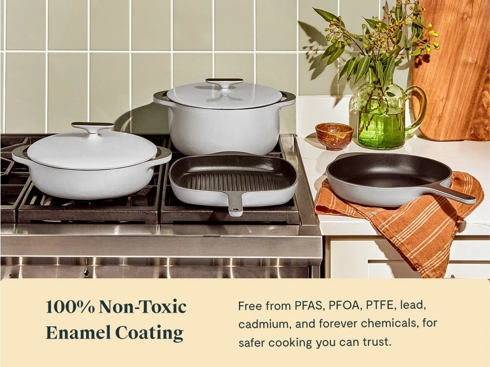 Deluxe Enameled Cast Iron Set with 16 Pieces for Large Meals