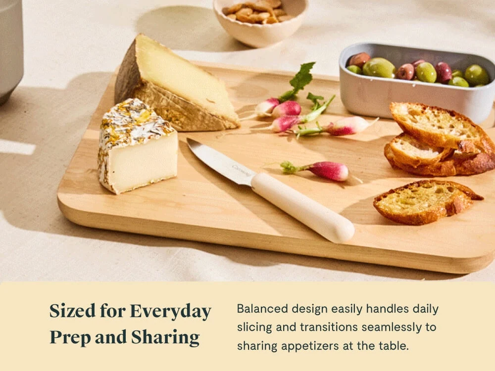 Medium Cutting Board in FSC-Certified Birch Wood