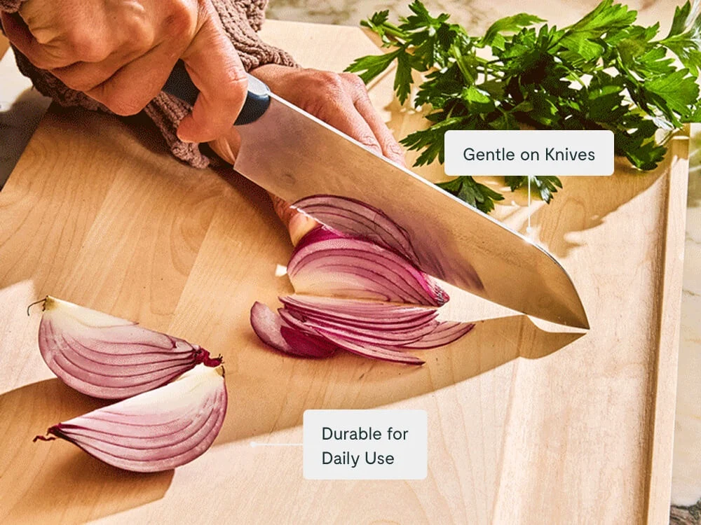 Medium Cutting Board in FSC-Certified Birch Wood
